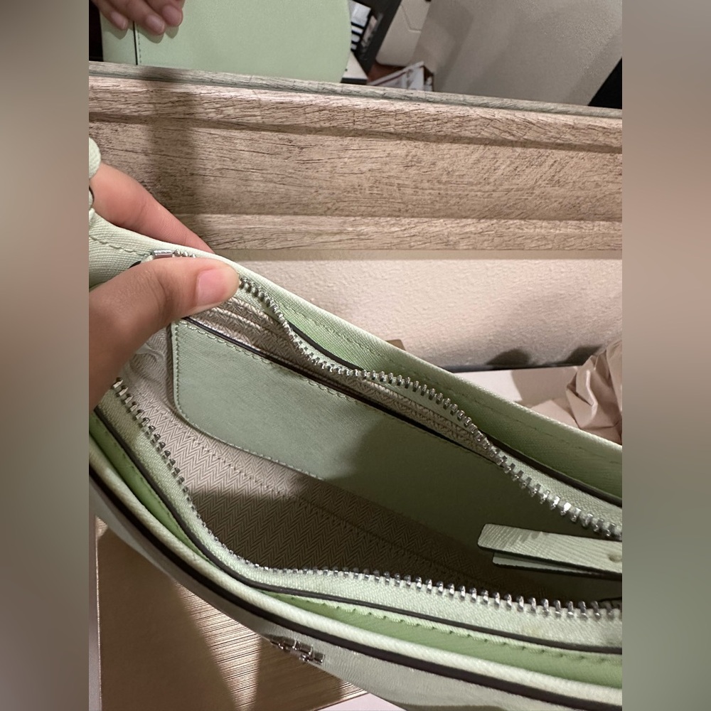Tory Burch Emerson Shoulder Bag - Picture 10 of 10